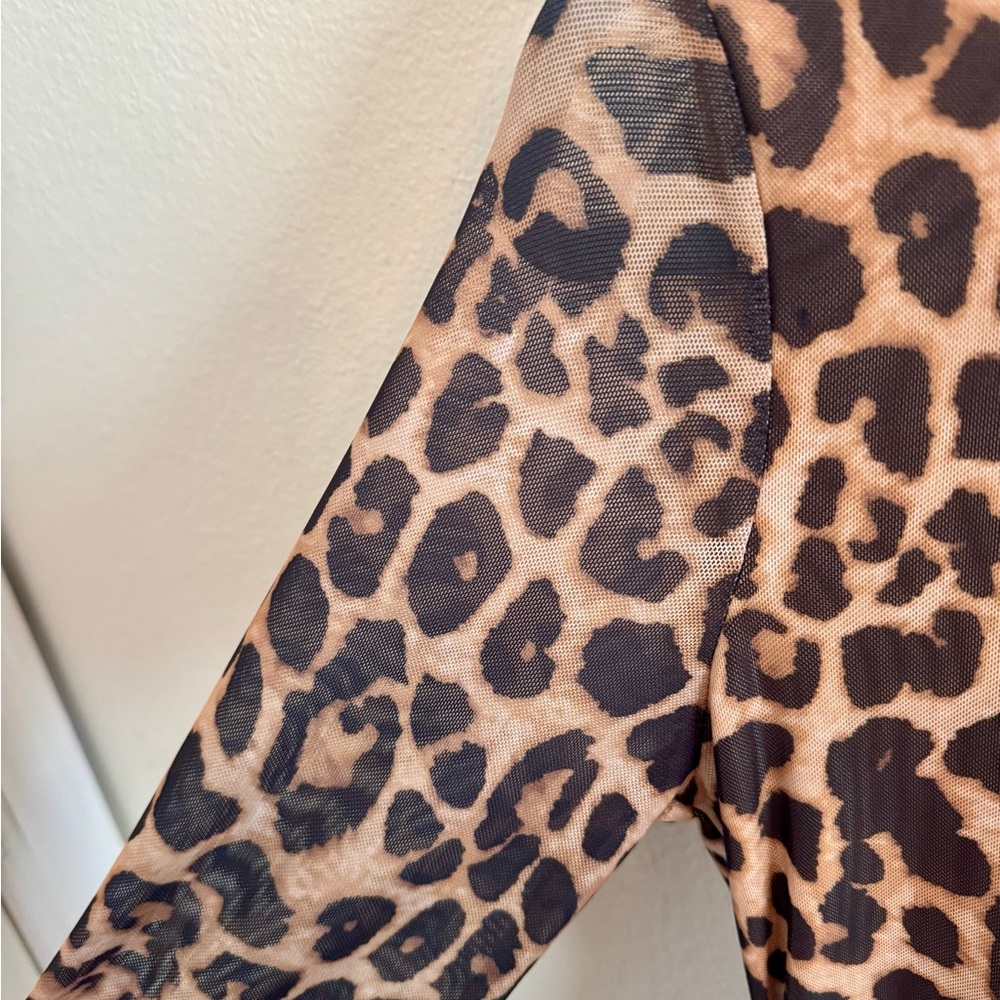 Backless Leopard Print Dress - Picture 4 of 6
